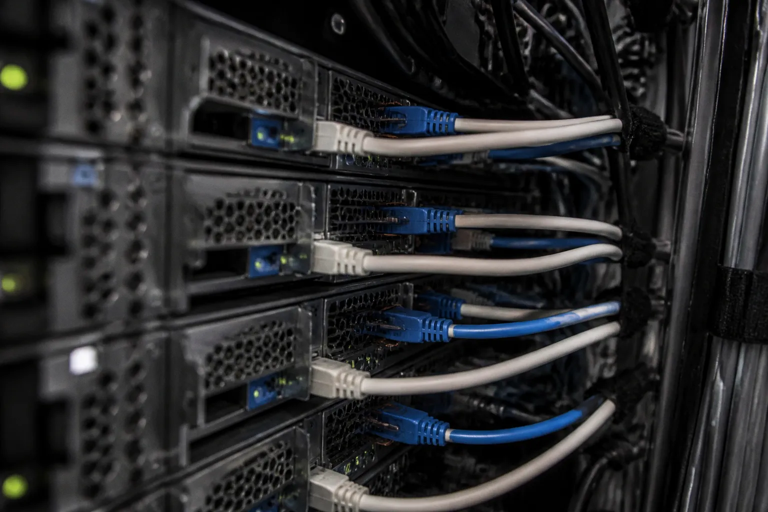 Администраторы Microsoft Teams получили контроль над сторонними ИИ-ботами на совещаниях