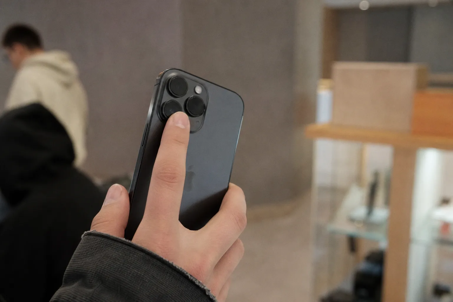App Store без денег. 5 способов платить за подписки на iPhone прямо сейчас, включая iCloud