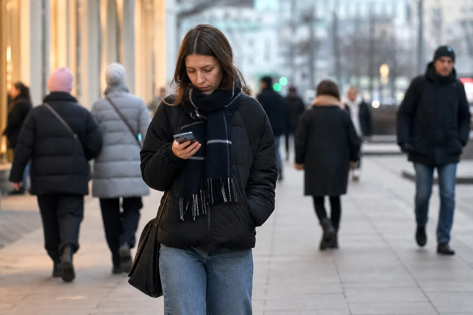 Банки получат право блокировать переводы из-за стороннего софта на смартфонах