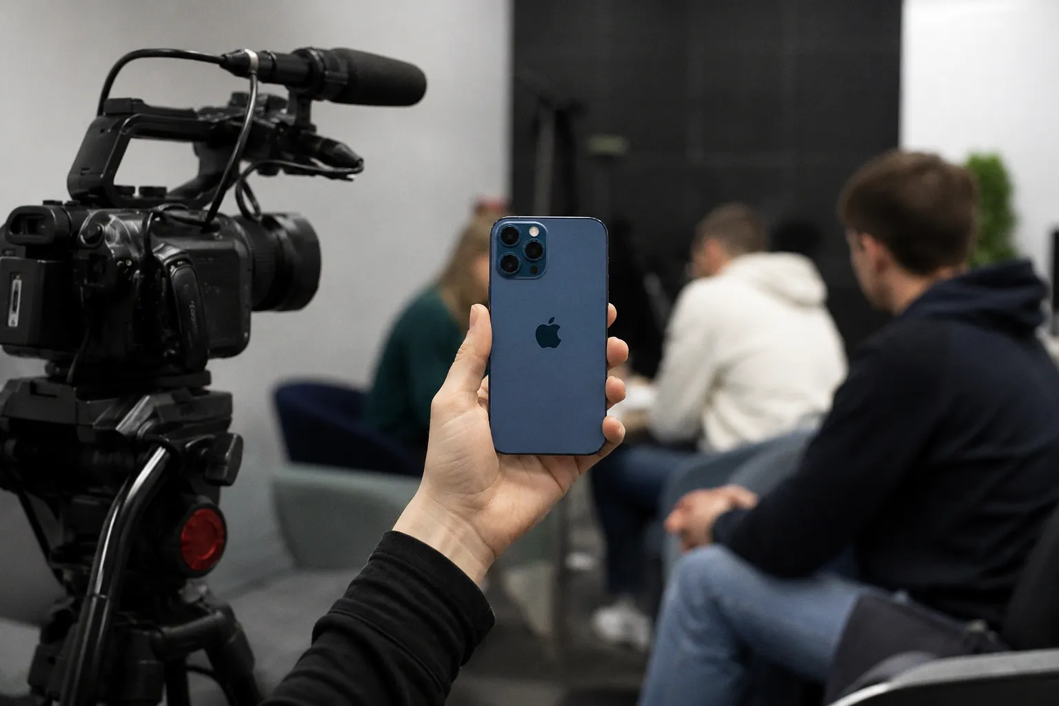 Подсанкционная российская ИБ-компания помогла Apple устранить уязвимости в ОС